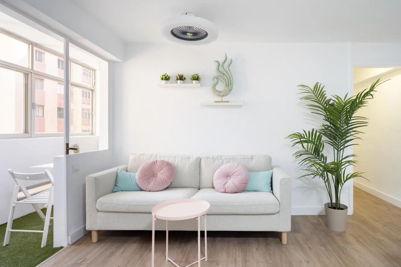 Home2Book Charming Center Apartment Santa Cruz